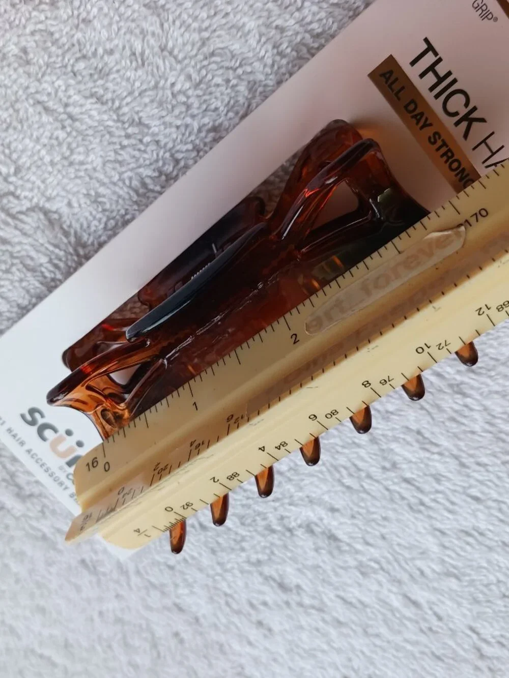 Scunci Thick Hair No Slip Grip All Day Strong Hold Brown Plastic Jaw Claw Clip